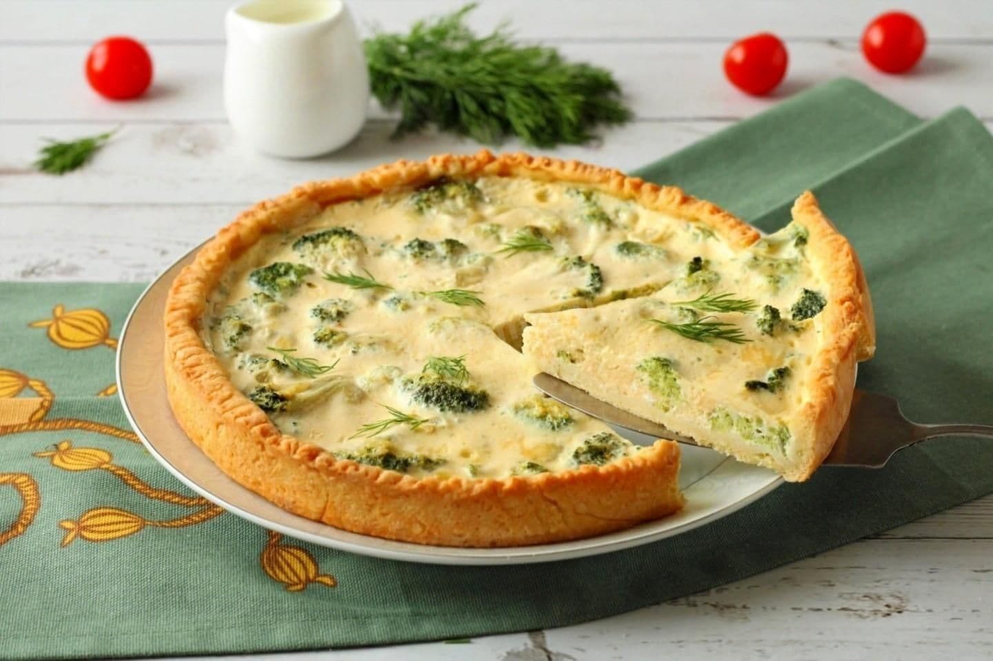 kish-s-tofu-i-brokkoli-bezglyutenovyj